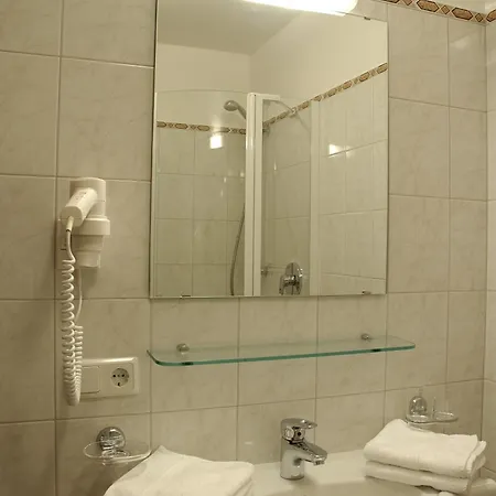 Joe'S Apparthotel By Travel Partner 3* 盖洛斯